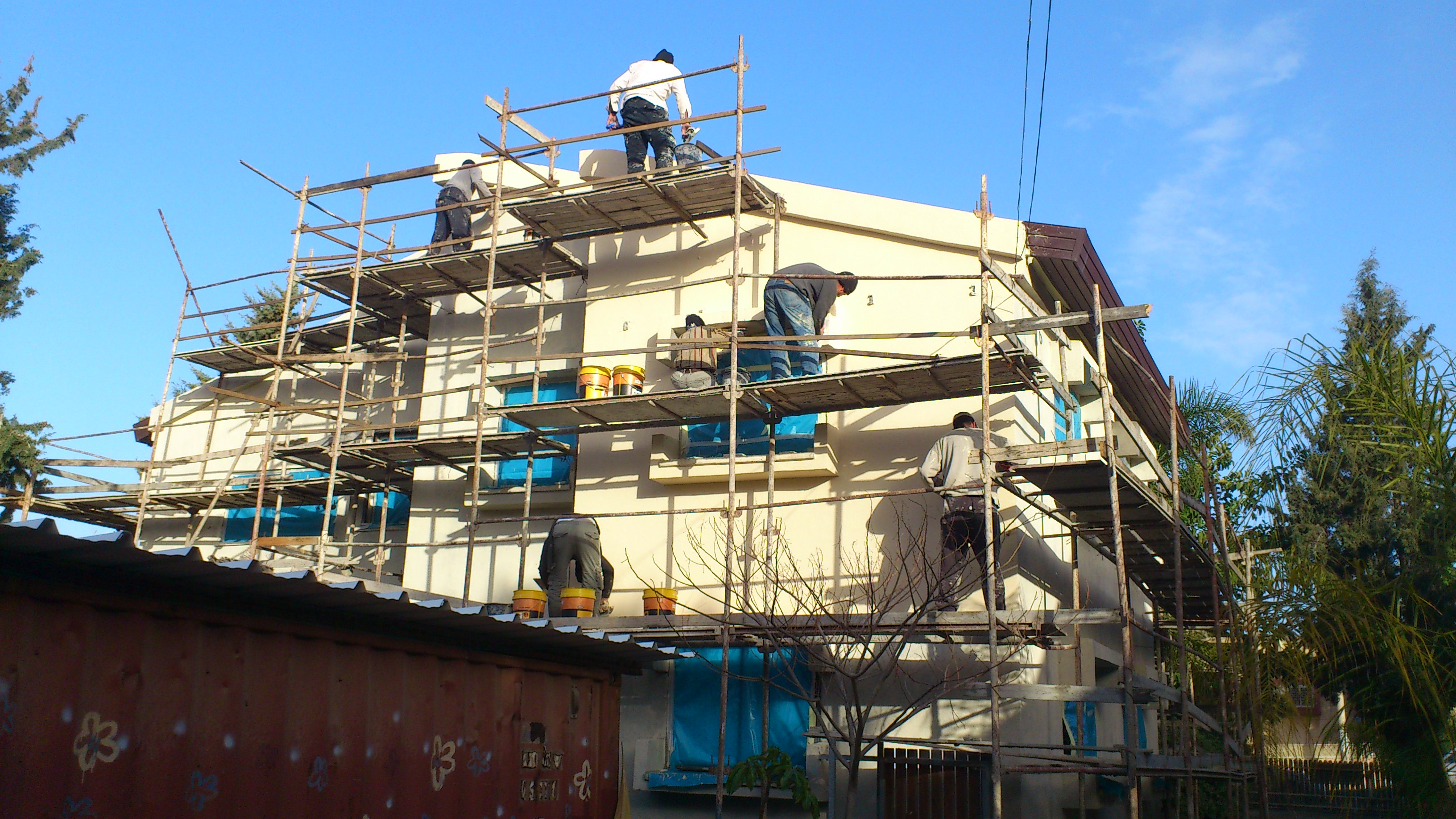 צמוד קרקע- זכרון יעקב