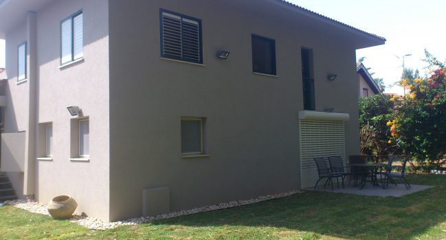 צמוד קרקע- בנימינה